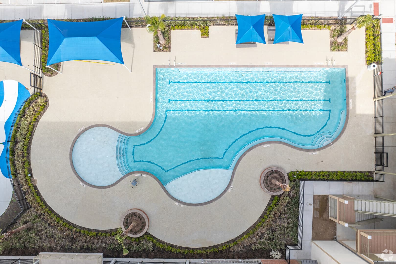 The Oleanders at Broadway photo 2